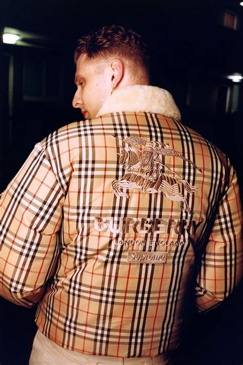 supreme burberry prezzi|burberry x supreme 2022.